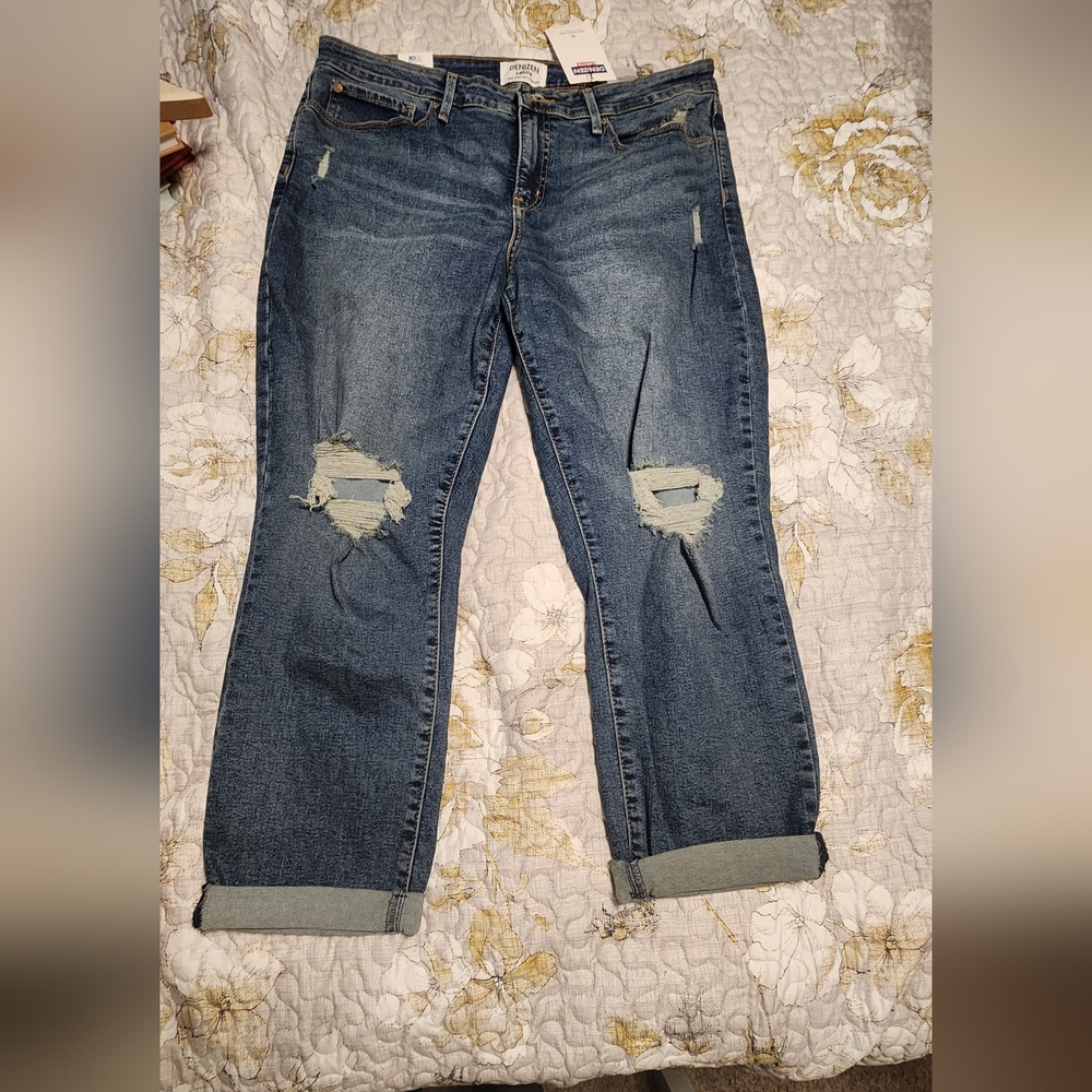 Women's Levis, Distressed Blue Jeans